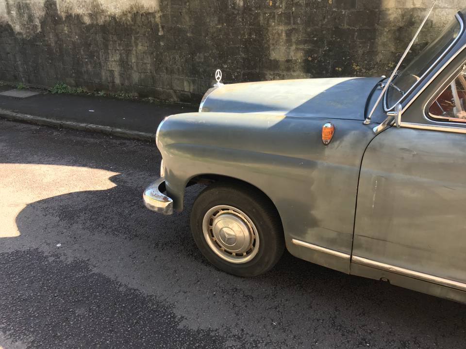 Bild 20/27 von Mercedes-Benz 190 b (1961)