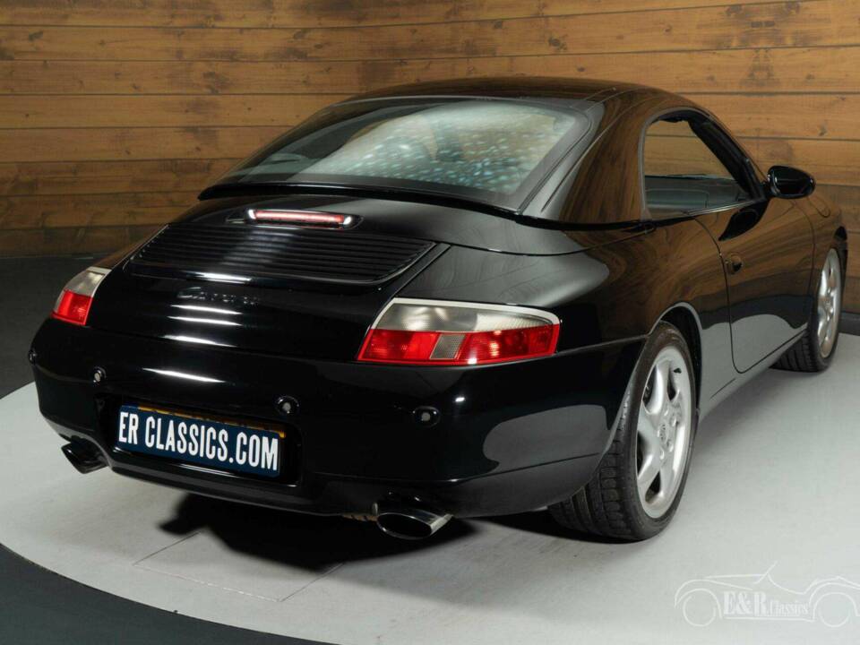 Imagen 11/19 de Porsche 911 Carrera (2001)