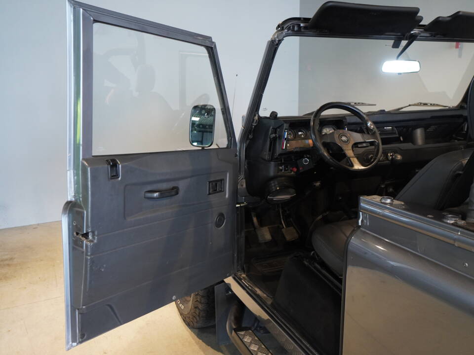 Imagen 19/29 de Land Rover 90 (1988)