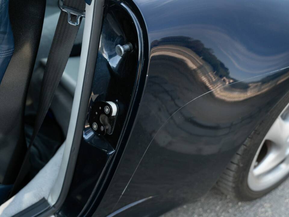 Bild 45/50 von Porsche 911 Turbo (1995)