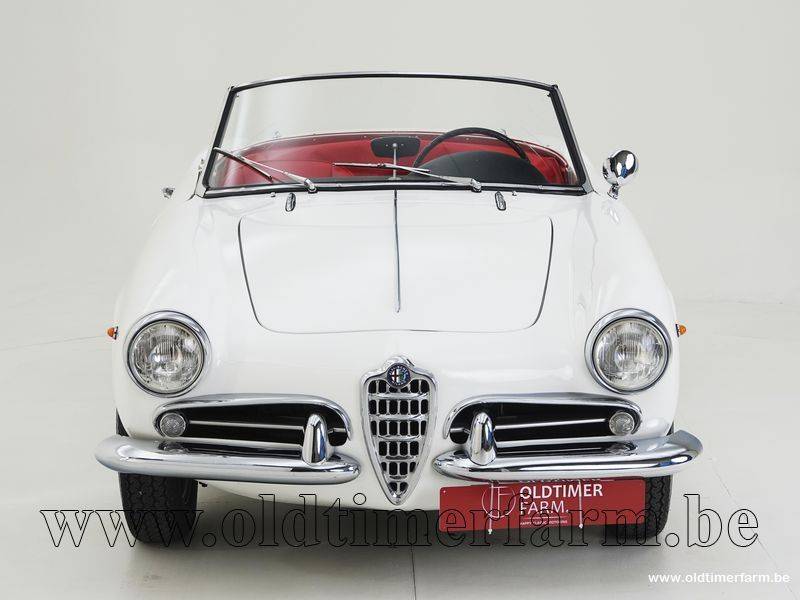 Image 9/15 of Alfa Romeo Giulietta Spider (1962)