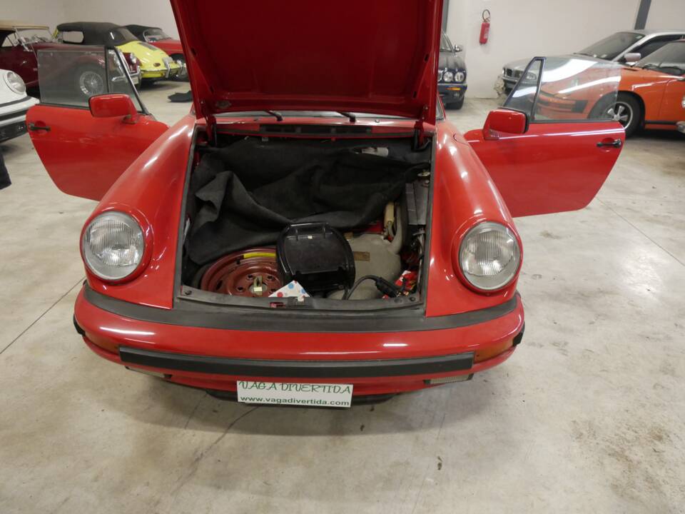 Bild 3/21 von Porsche 911 Carrera 3.2 (1987)