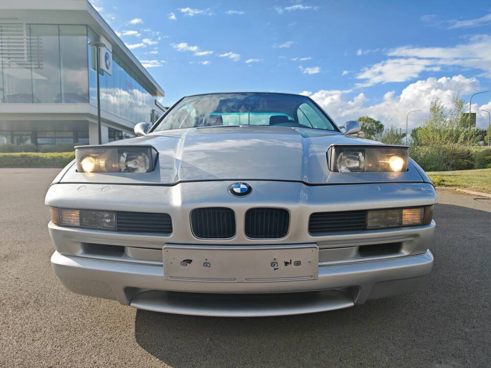 Image 2/8 of BMW 850CSi (1993)