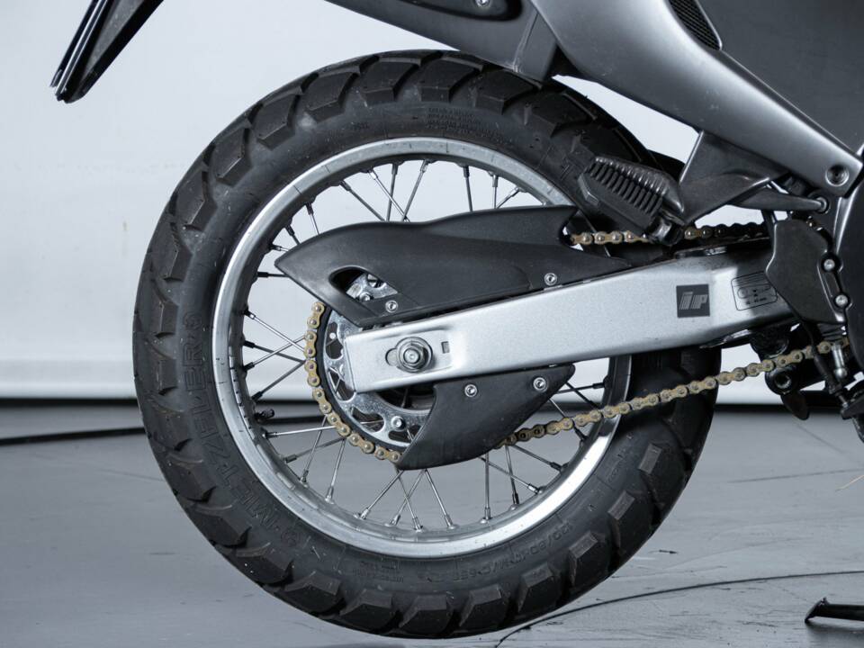 Immagine 7/50 di Aprilia DUMMY (2004)