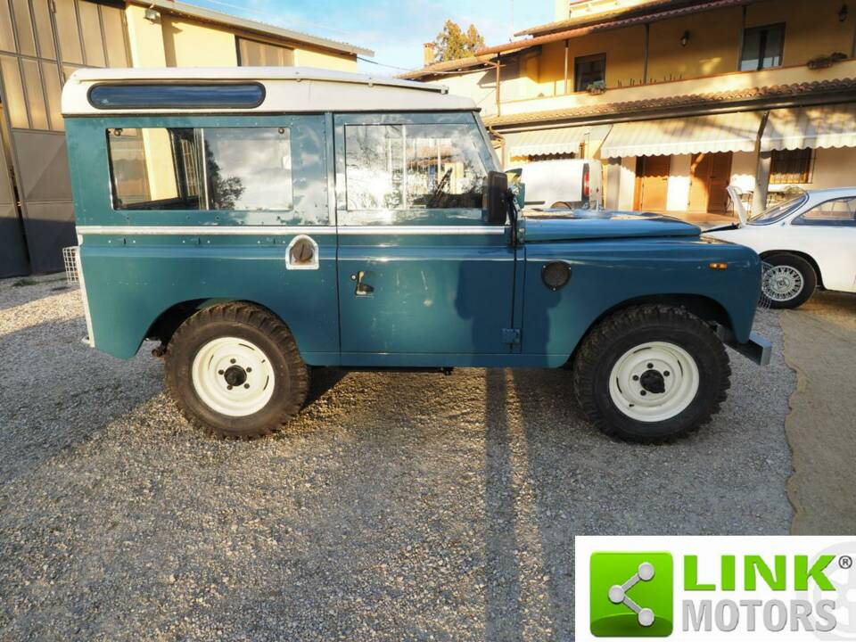 Image 4/10 de Land Rover 88 (1983)