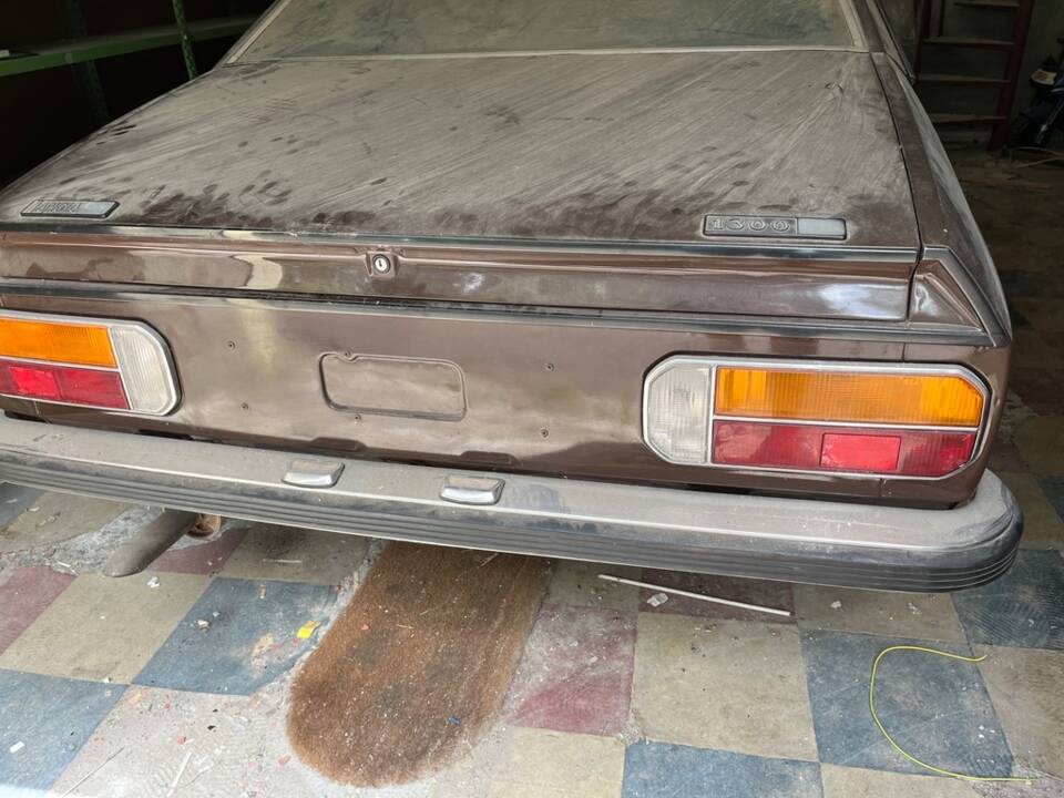 Bild 4/44 von Lancia Beta Coupe 1300 (1978)