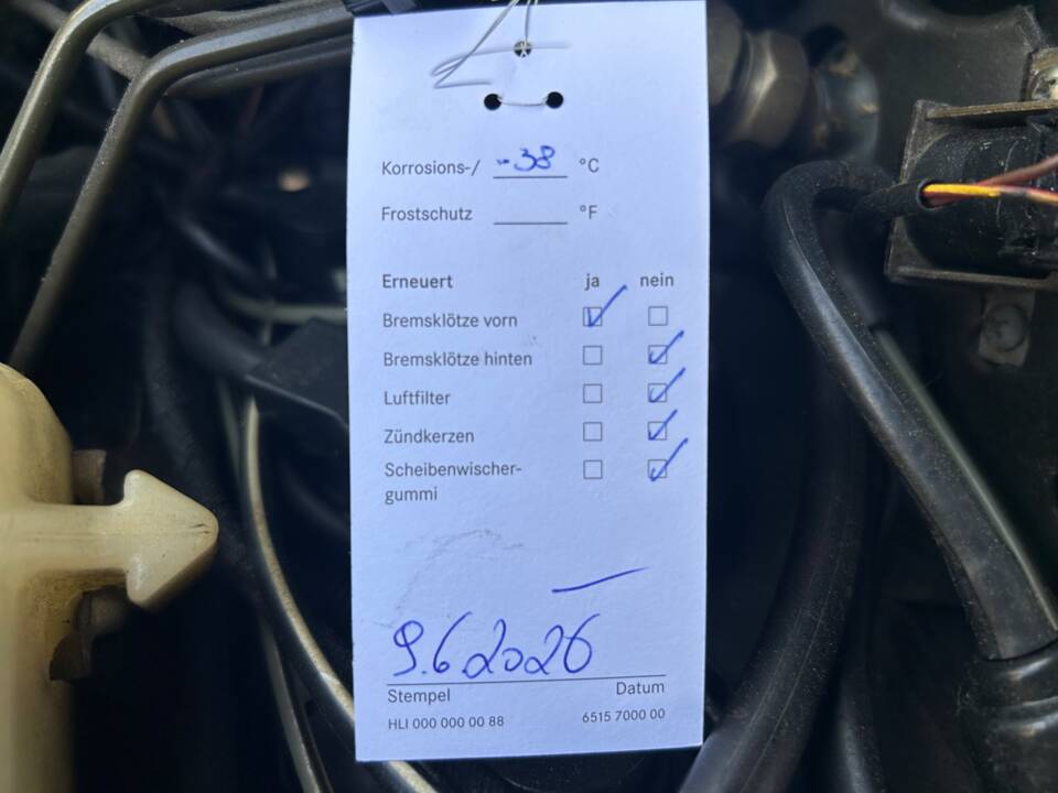 Image 41/47 of Mercedes-Benz 300 CE-24 (1992)
