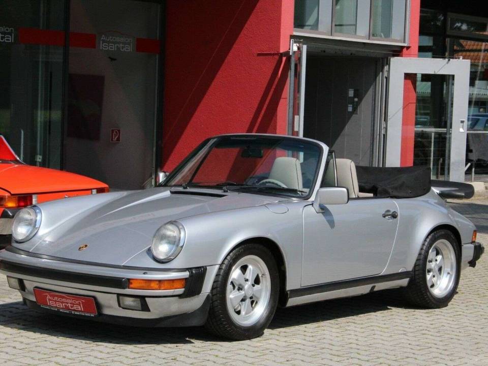 Bild 1/15 von Porsche 911 Carrera 3.2 &quot;25 Jahre 911&quot; (1989)