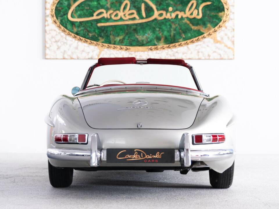 Image 8/36 of Mercedes-Benz 300 SL Roadster (1961)