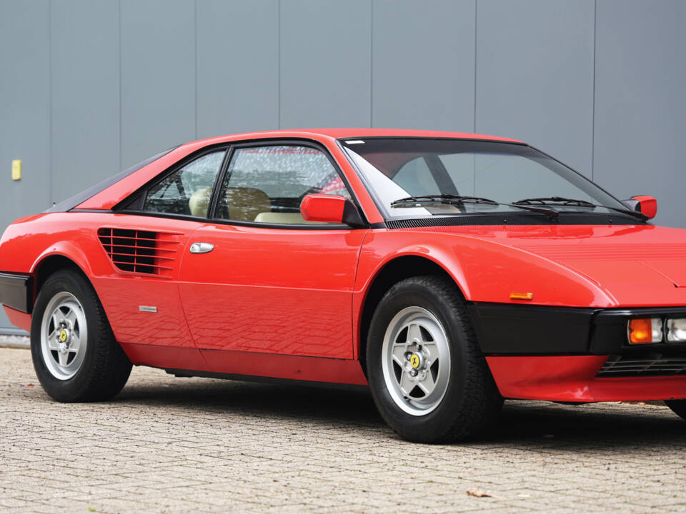 Immagine 6/65 di Ferrari Mondial Quattrovalvole (1984)