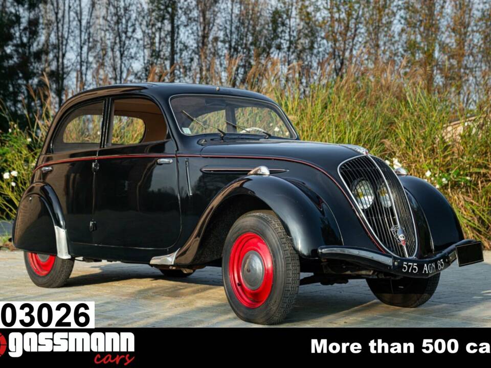 Image 1/15 of Peugeot 203 (1949)