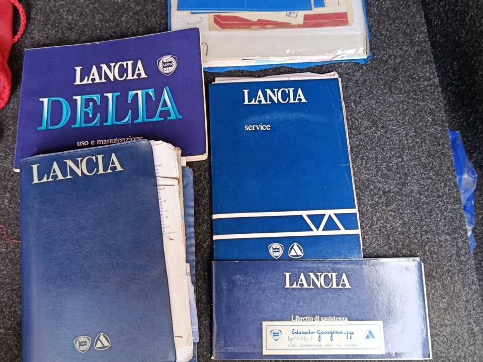 Afbeelding 32/61 van Lancia Delta GT i.e. (1989)