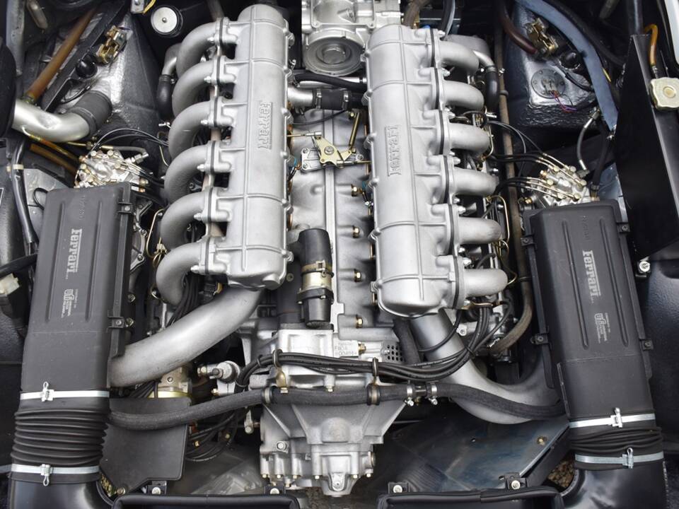 Afbeelding 27/35 van Ferrari 512 BBi (1982)