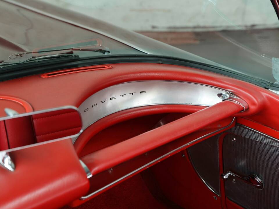 Image 35/50 de Chevrolet Corvette (1959)
