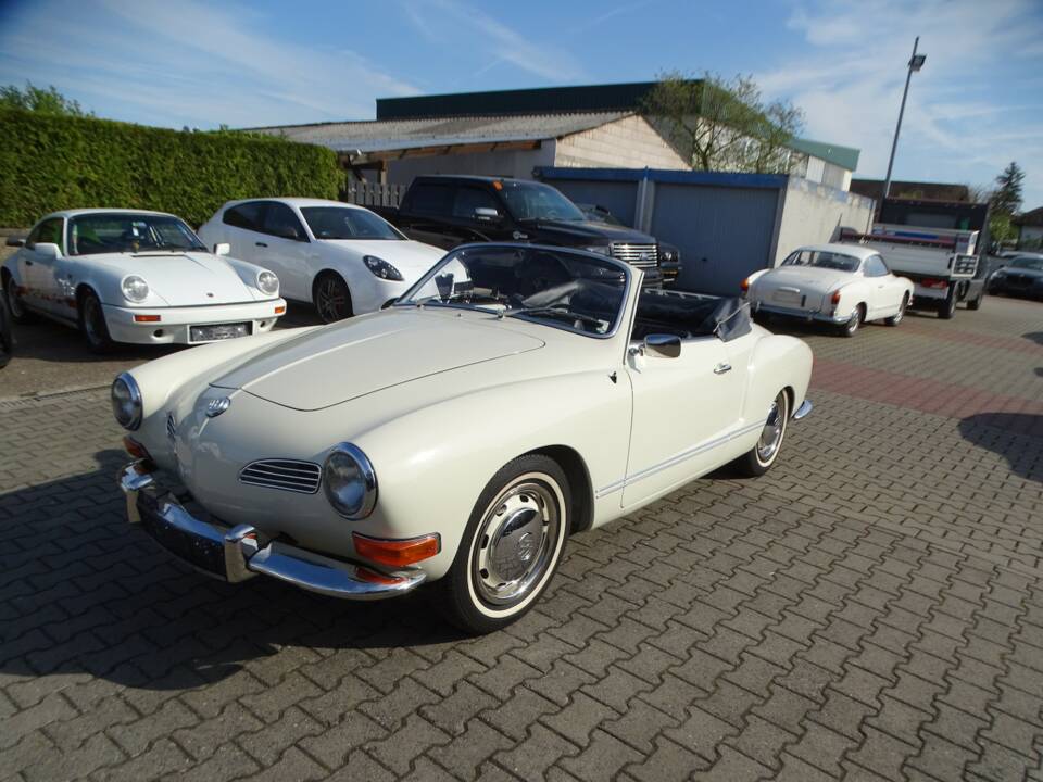 Image 11/26 de Volkswagen Karmann Ghia 1600 (1971)