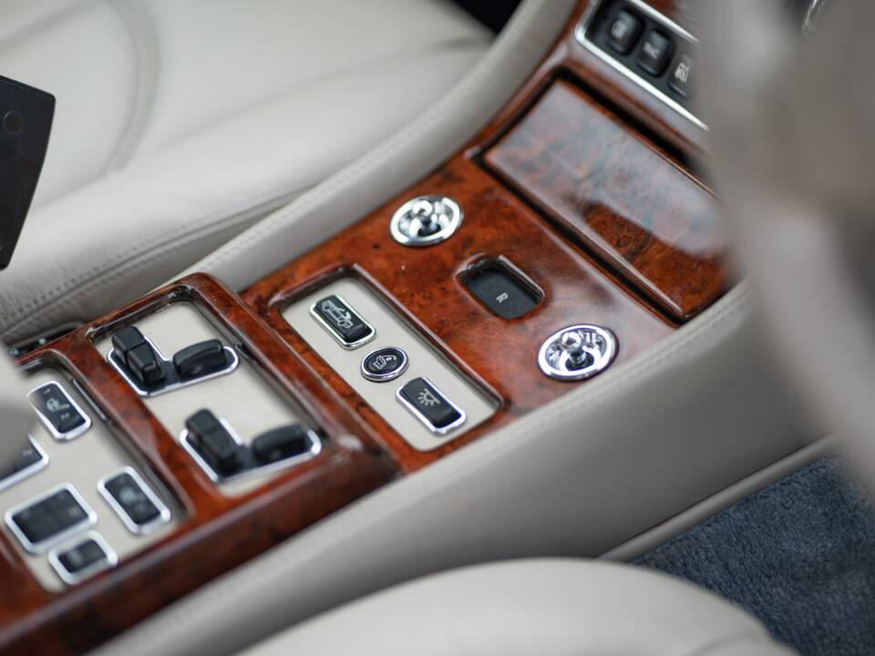 Image 9/50 de Rolls-Royce Corniche V (2000)