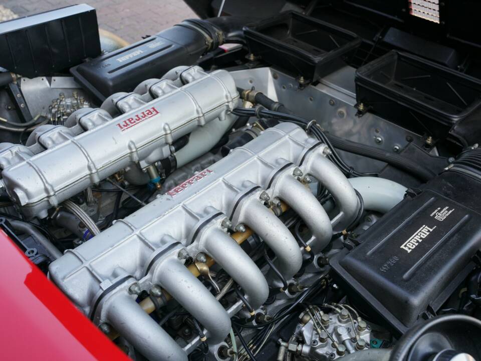 Bild 35/50 von Ferrari 512 BBi (1983)
