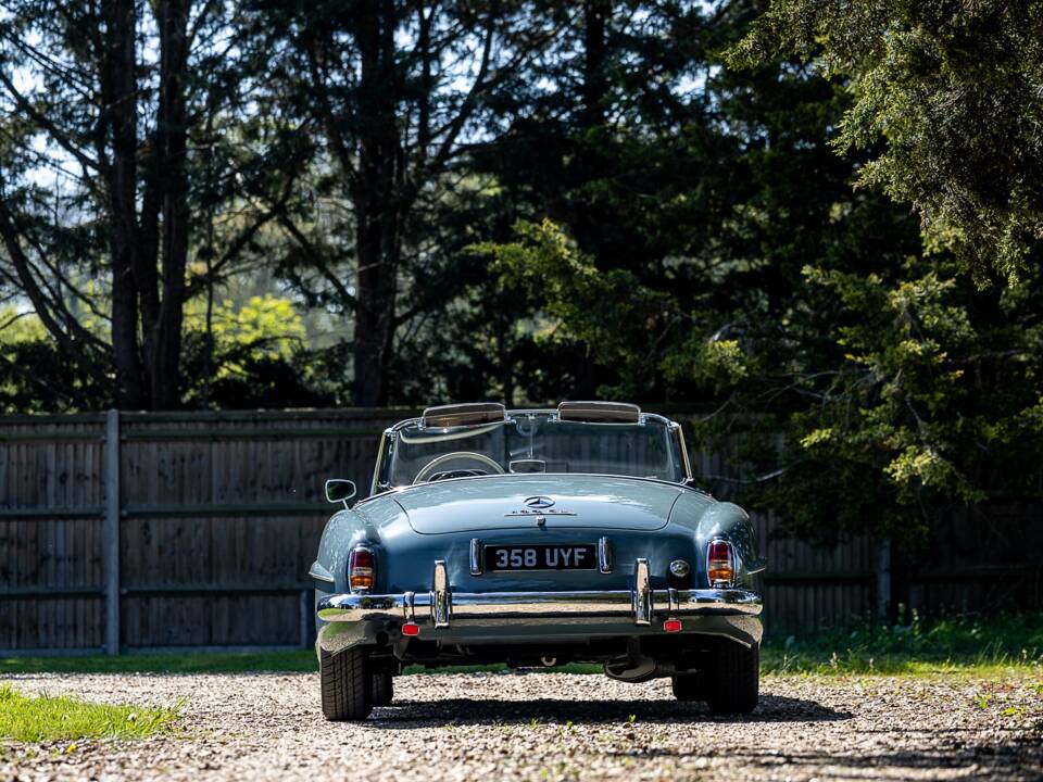 Afbeelding 23/50 van Mercedes-Benz 190 SL (1956)