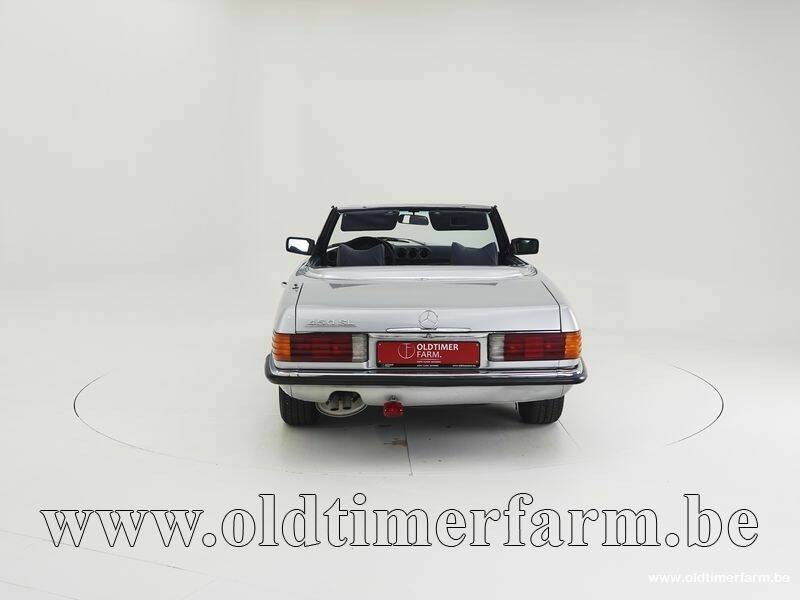 Image 7/15 of Mercedes-Benz 450 SL (1977)