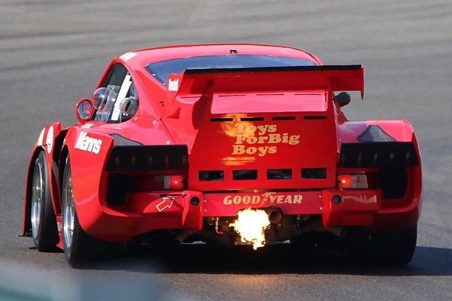Bild 16/21 von Porsche 935 K3 Kremer Racing (1979)