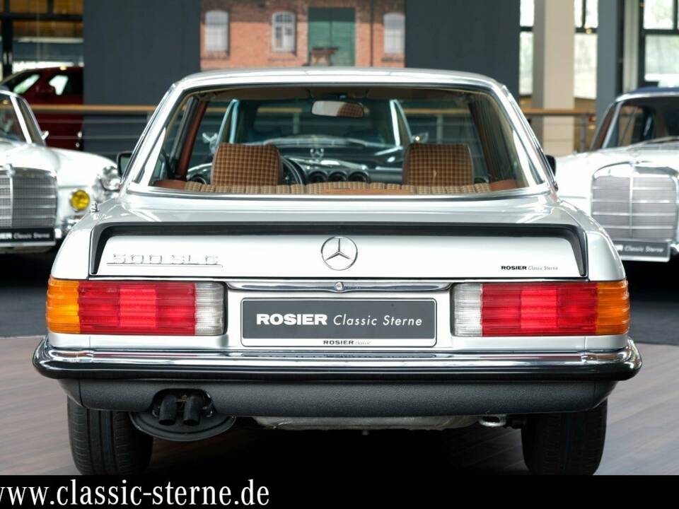 Image 4/15 de Mercedes-Benz 500 SLC (1980)