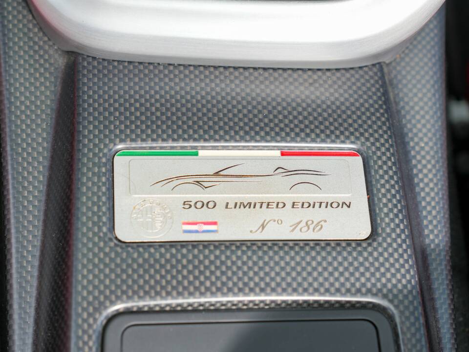 Image 25/50 of Alfa Romeo 8C Spider (2010)