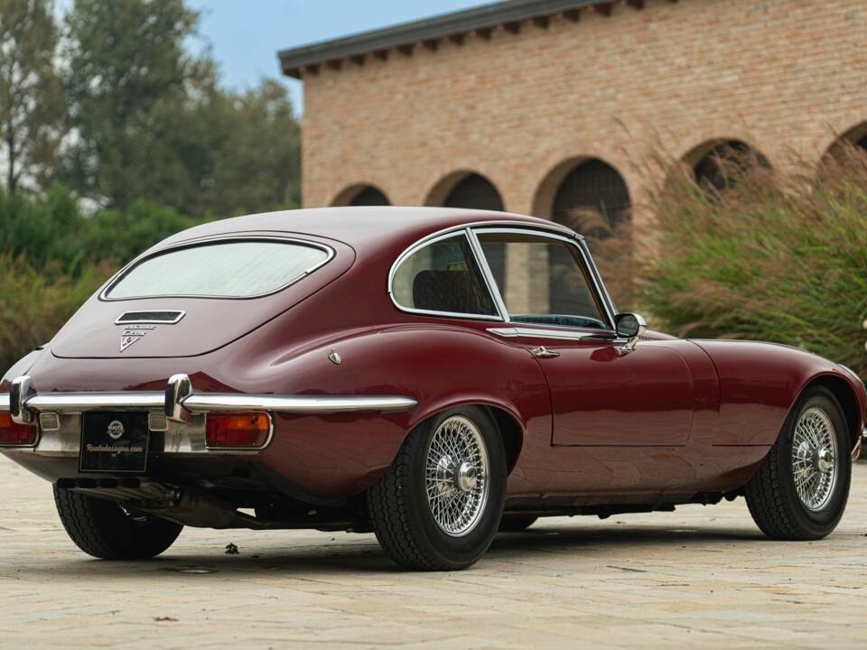 Bild 6/50 von Jaguar E-Type V12 (2+2) (1972)