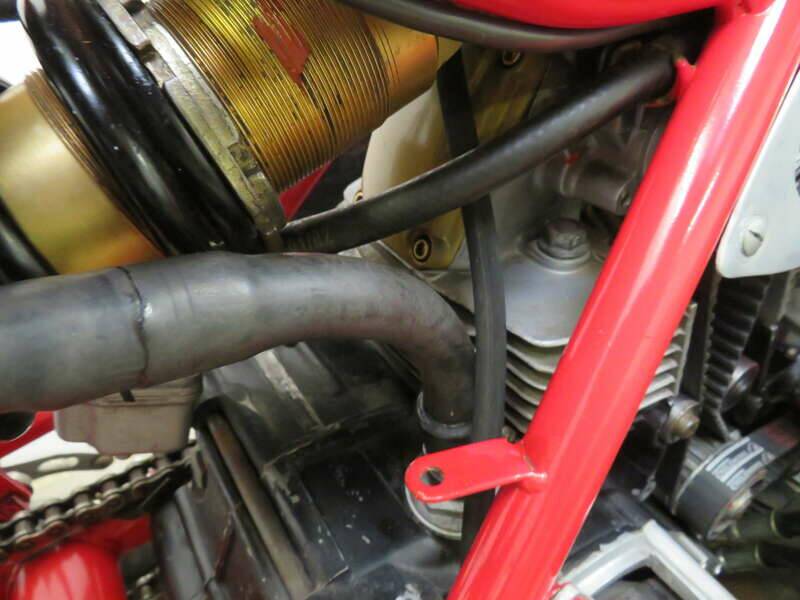 Afbeelding 26/43 van Ducati 600 TT2 (1982)