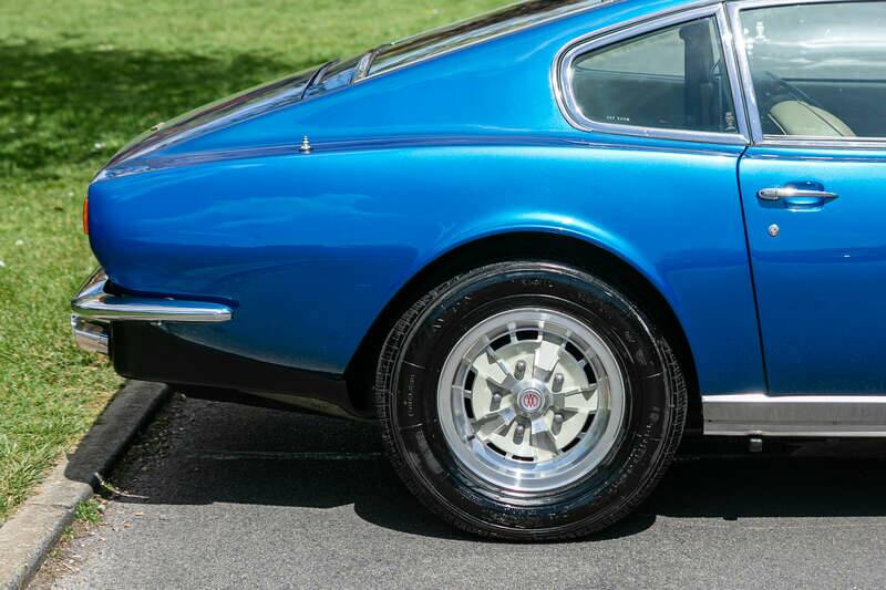 Image 38/43 de Aston Martin V8 (1974)