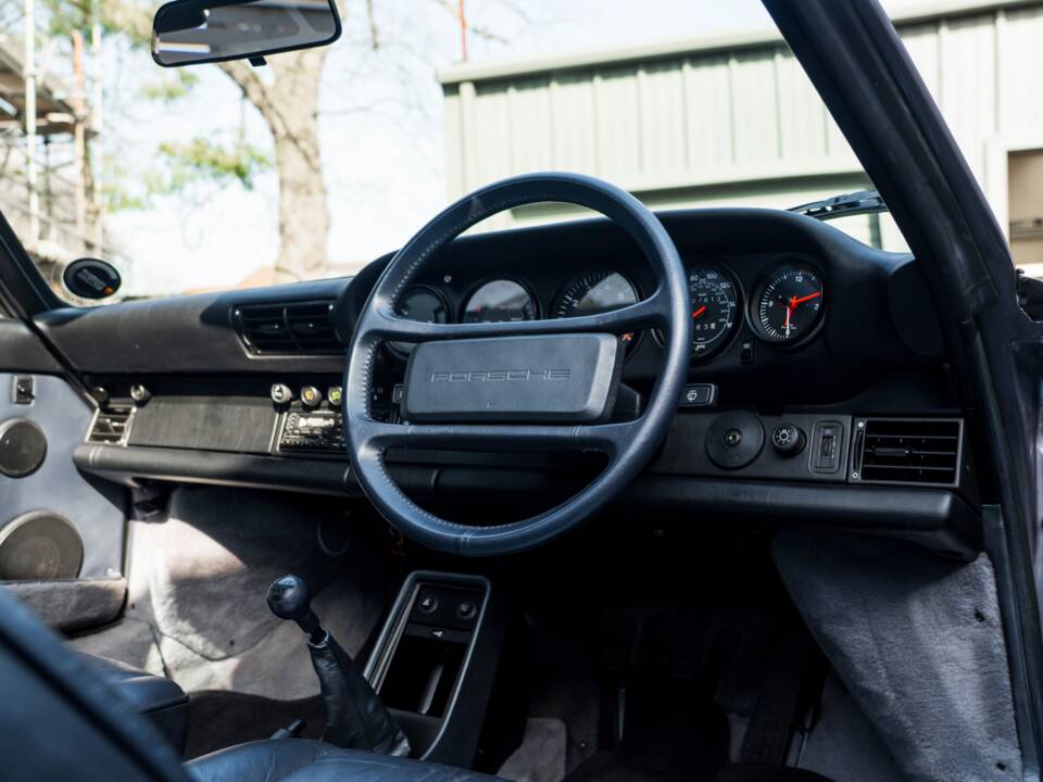 Bild 43/58 von Porsche 911 Carrera 3.2 (WTL) (1988)