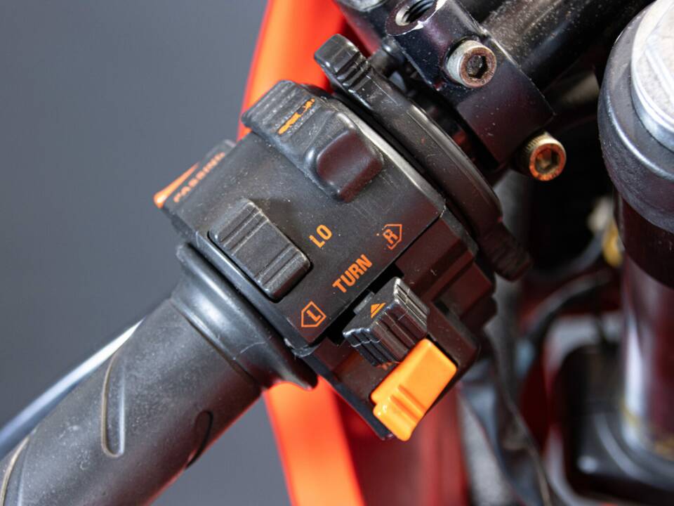 Bild 22/50 von Ducati 750 Sport (1986)