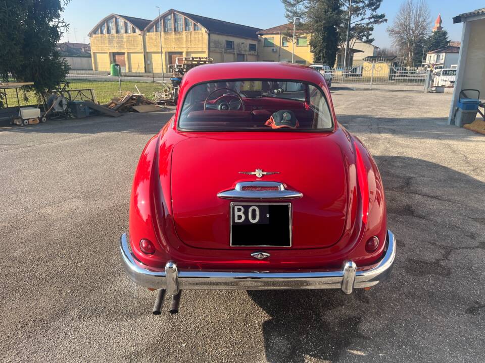 Image 3/21 de Alfa Romeo 1900 C Super Sprint Touring (1956)