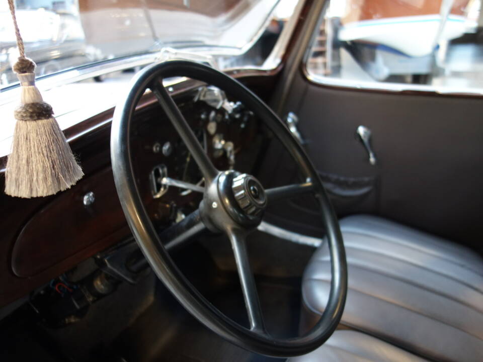 Afbeelding 24/30 van Citroën Traction Avant 7 C (1935)
