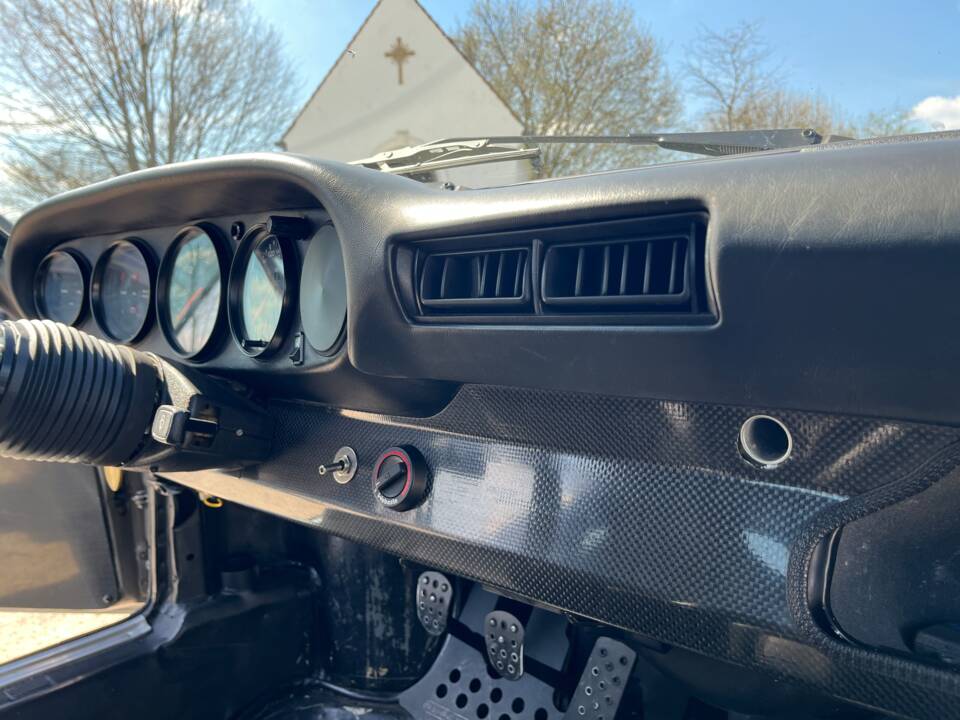 Image 55/62 of Porsche 911 Carrera 3.2 (1984)