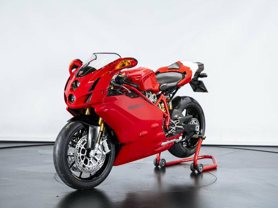 Bild 7/40 von Ducati DUMMY (2004)