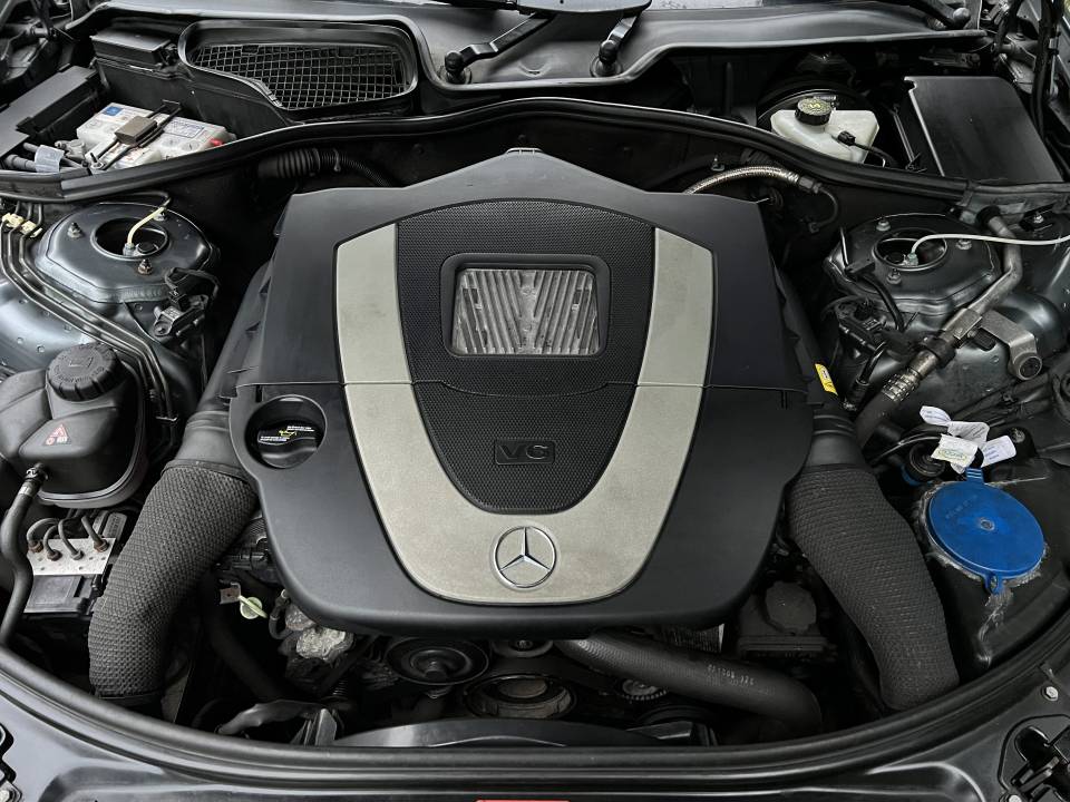 Image 17/17 of Mercedes-Benz S 350 (2007)