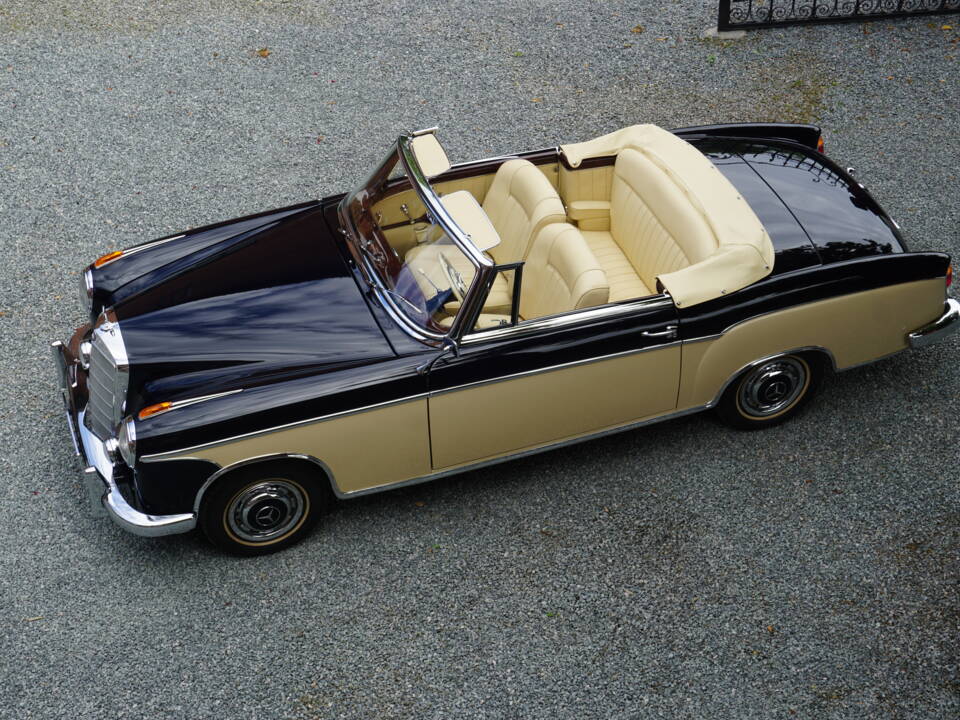 Imagen 7/22 de Mercedes-Benz 220 S Cabriolet (1956)