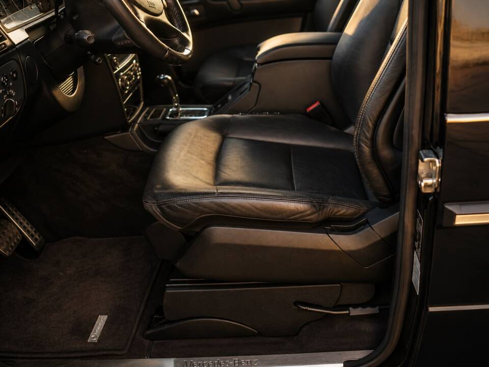 Image 7/10 de Mercedes-Benz G 350 CDI (2010)