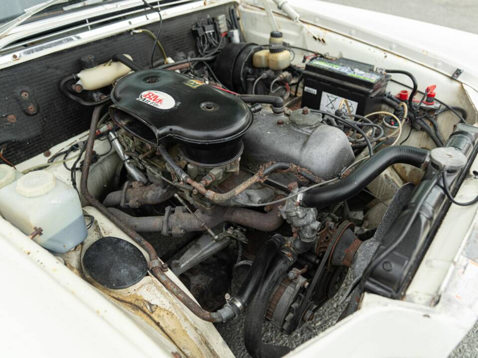 Imagen 47/50 de Mercedes-Benz 220 S (1967)