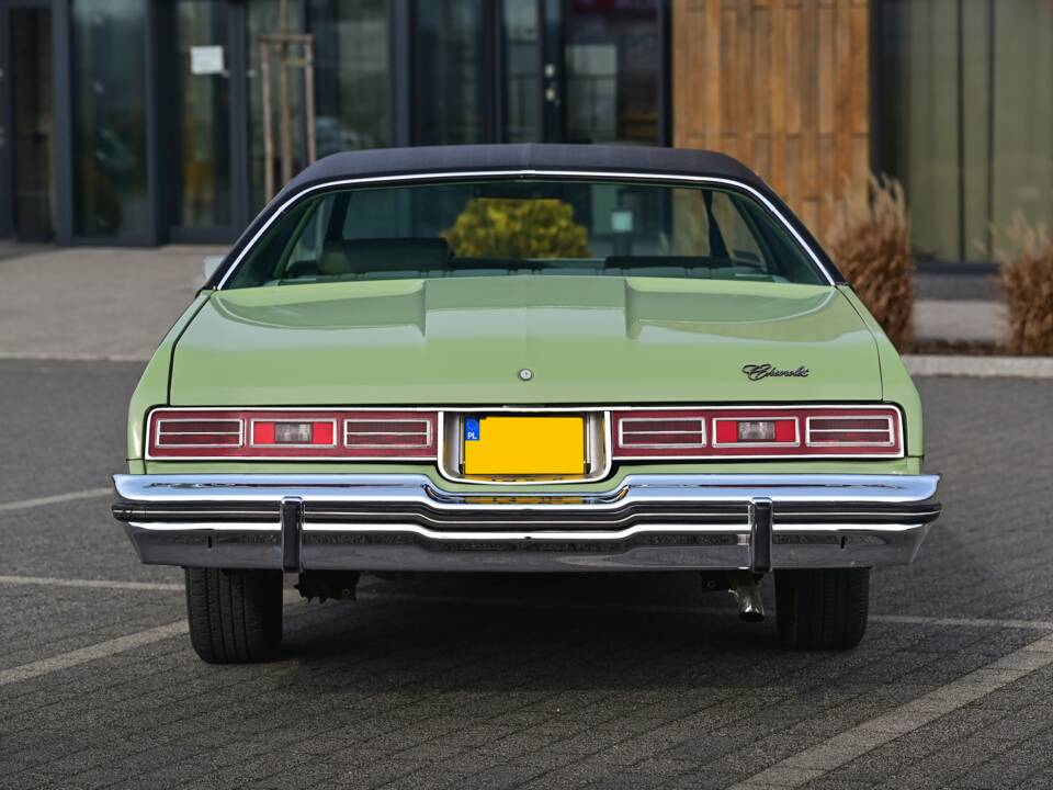 Image 16/44 of Chevrolet Impala (1974)