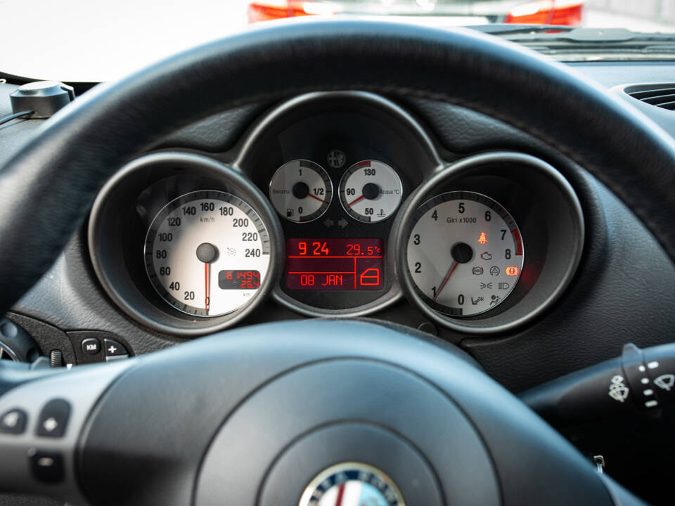 Afbeelding 17/40 van Alfa Romeo GT 2.0 JTS (2004)