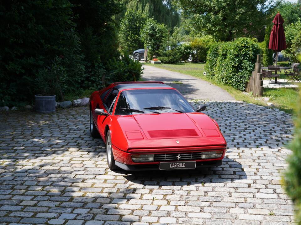 Bild 8/12 von Ferrari 328 GTS (1988)