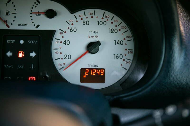 Image 10/40 of Renault Clio II V6 (2002)