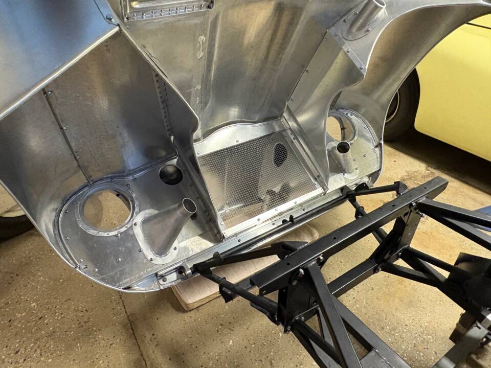 Imagen 7/13 de Jaguar E-Type 4.2 (1965)