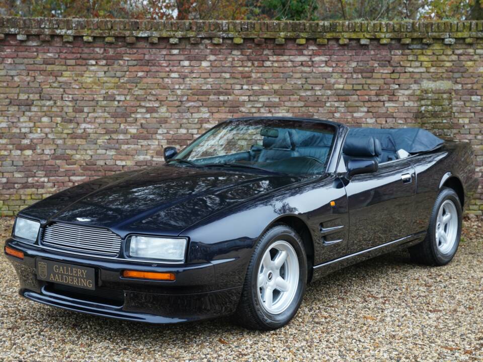 Bild 18/50 von Aston Martin Virage Volante (1994)