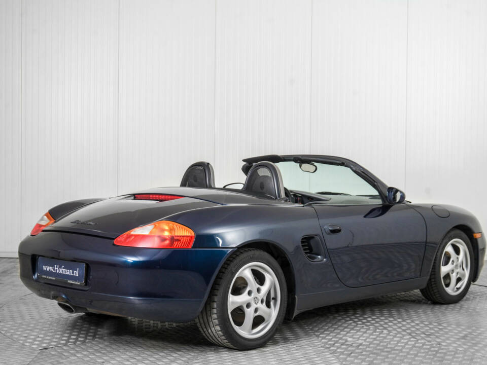 Image 2/46 of Porsche Boxster (1999)