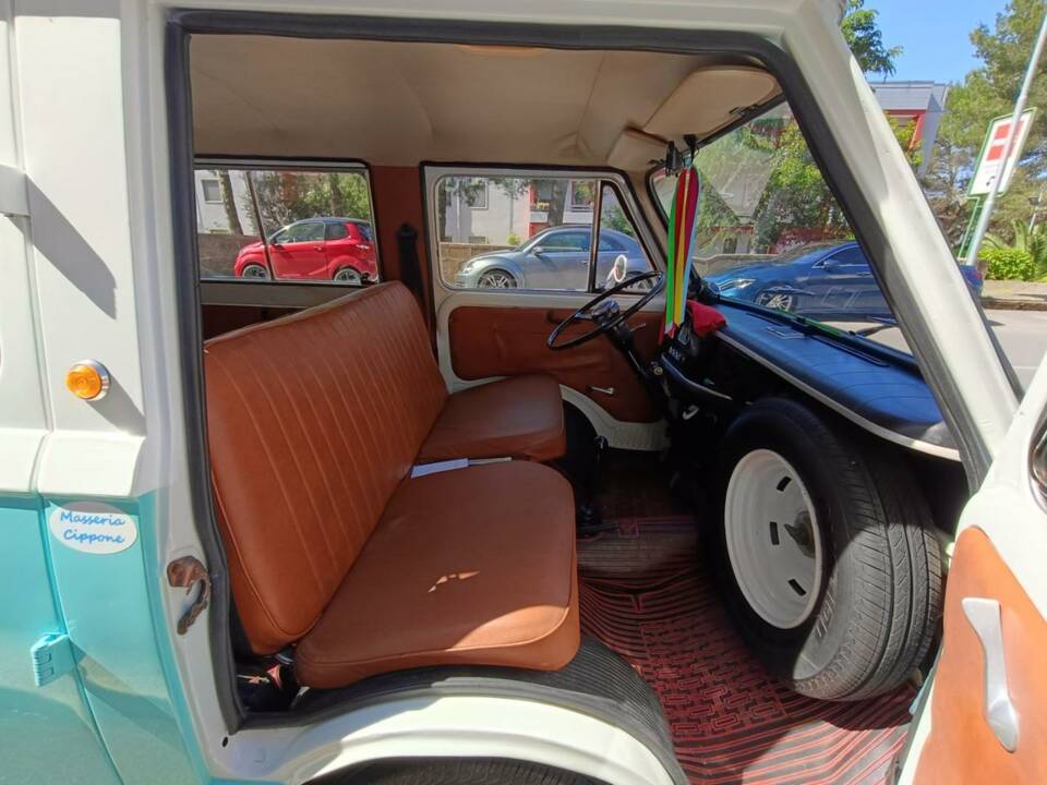 Image 30/50 of FIAT 850 Familiare (1972)