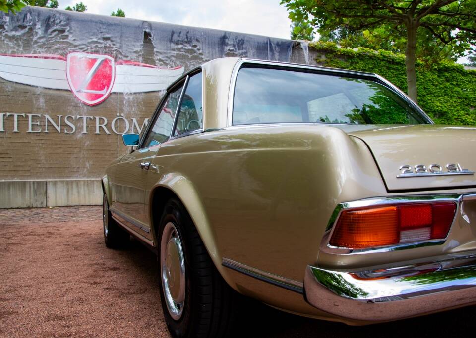 Image 39/56 de Mercedes-Benz 280 SL (1970)