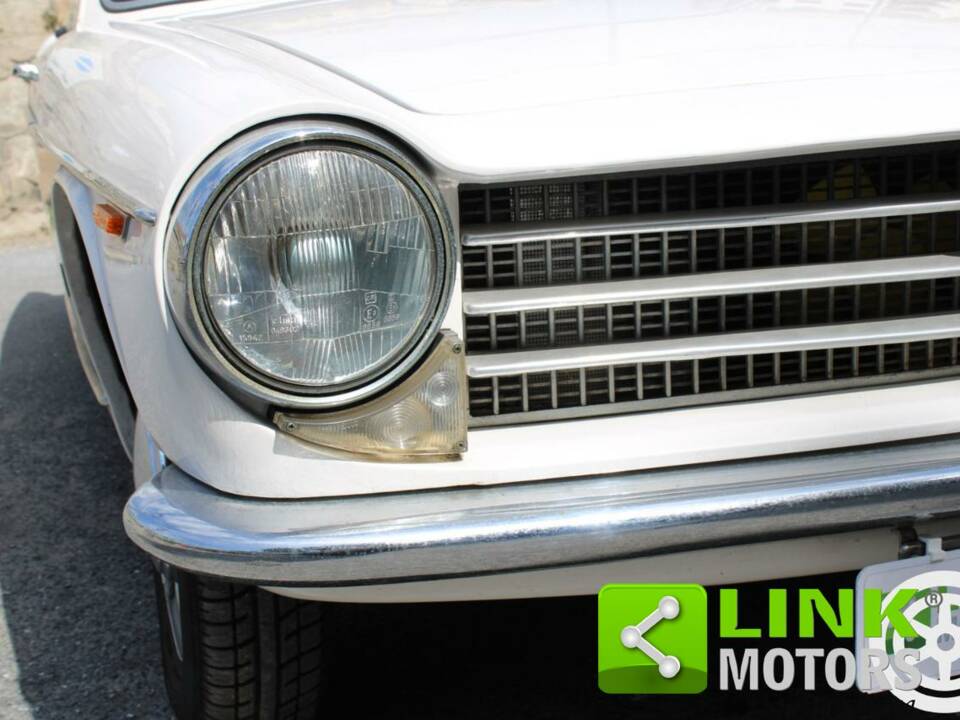 Image 6/10 of Innocenti 950 Spider (1965)