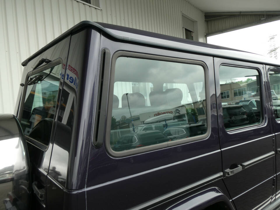 Image 19/23 of Mercedes-Benz 500 GE (1993)